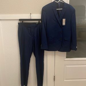 Kenneth Cole Reaction Suit